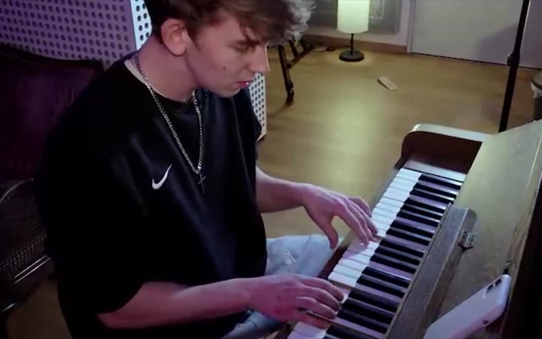 Tom Twers erobert mit Musik die Sozialen Medien