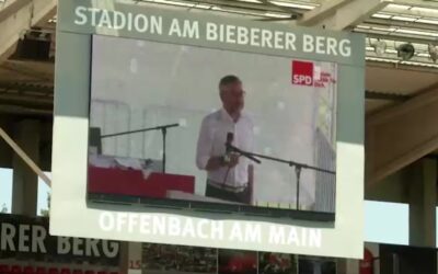 Kandidatenkür im Fußball-Stadion