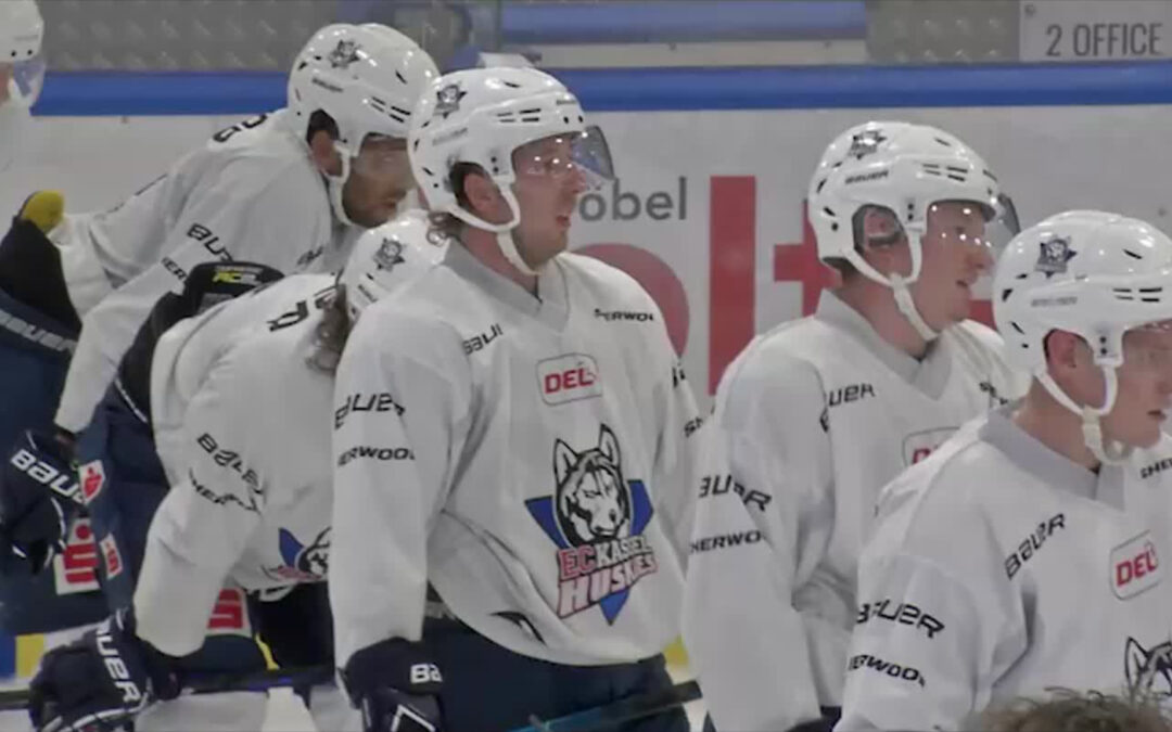 Zum Saisonstart Warm-up auf dem Eis