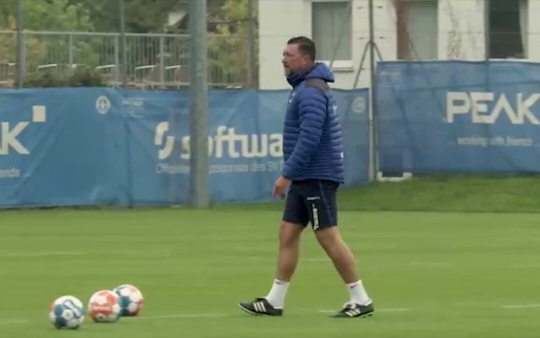 Dimo Wache zurück auf dem Trainingsplatz