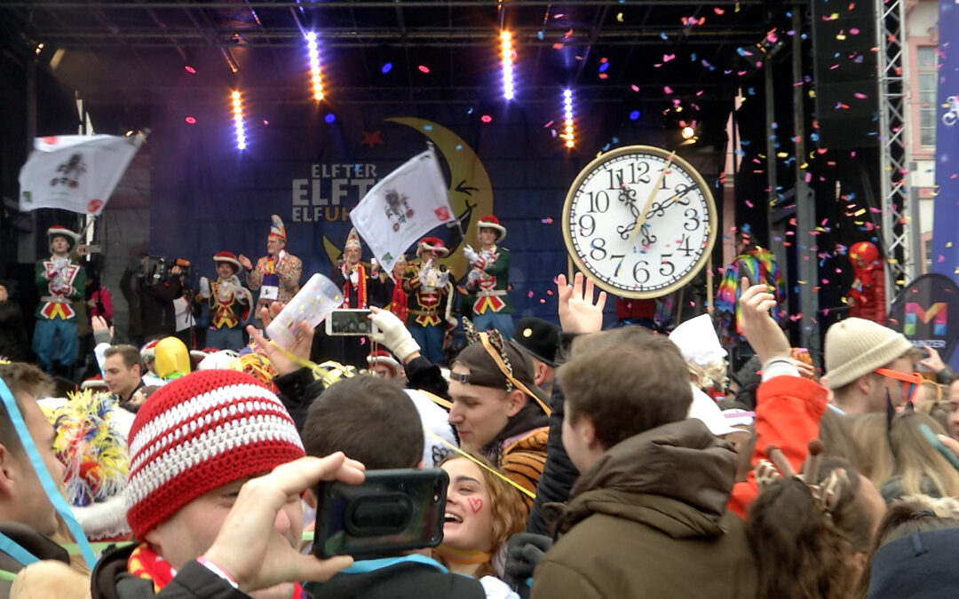 Mainzer Narren läuten Fastnacht ein