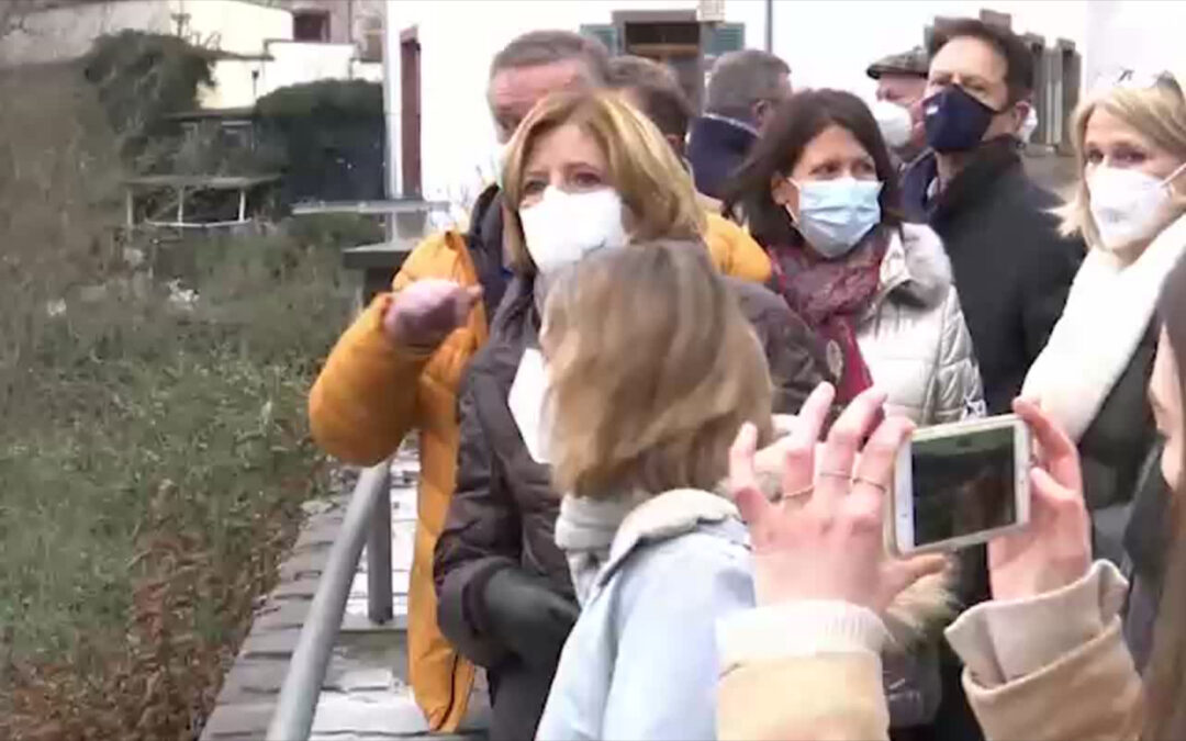 Ministerpräsidentin Dreyer besucht das Ahrtal