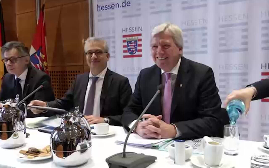 Das Ende einer Ära: Ministerpräsident Volker Bouffier wird verabschiedet