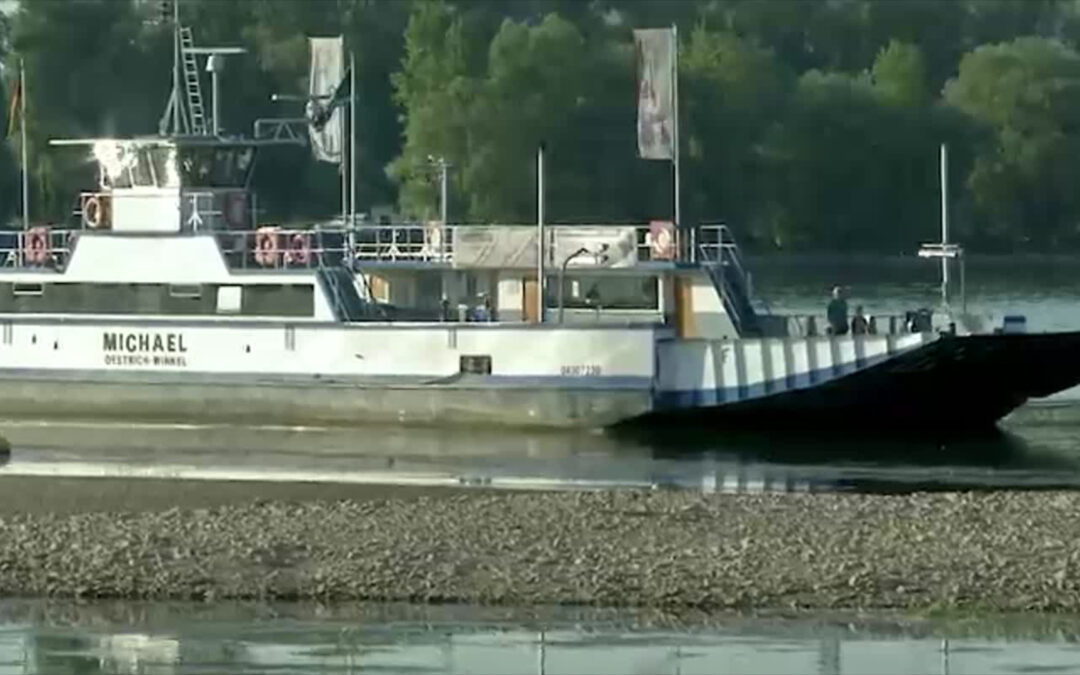 Rheinfähren fahren bald auf Grund