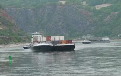 Güterschiff havariert: Mittelrhein gesperrt
