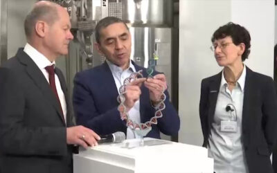 Bundeskanzler Scholz besucht BioNTech in Marburg