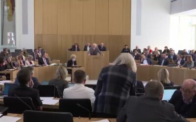 Landtag debattiert über Verkauf des Flughafens Hahn