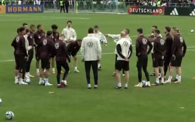 DFB-Elf trainiert in Frankfurt