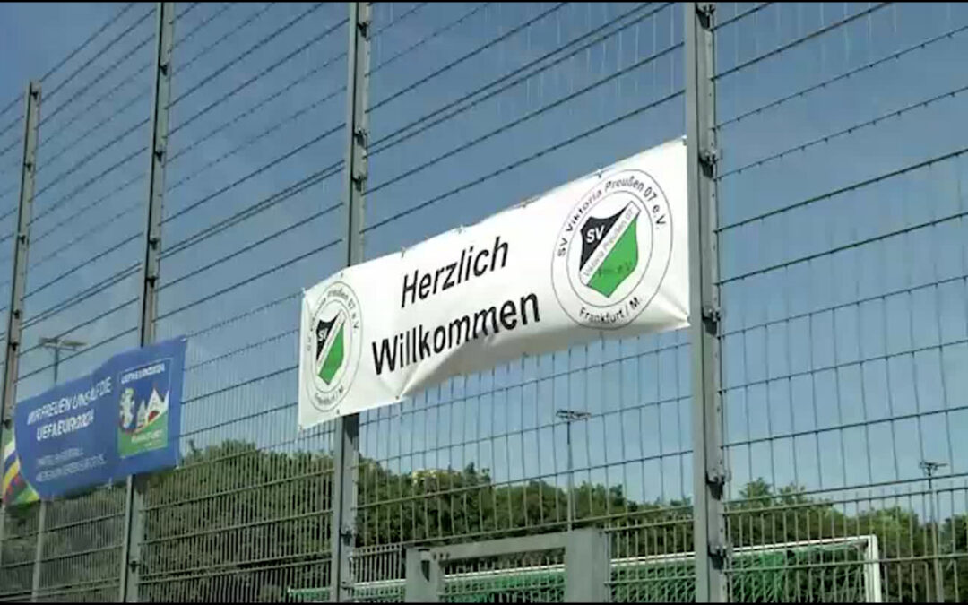 Jugendlicher bei Fußballschlägerei lebensgefährlich verletzt