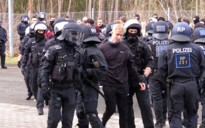 Mobile Eingreifgruppen üben Einsatz bei Fußballspielen
