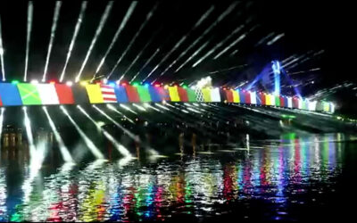 Lichtshow zur Eröffnung der Frankfurter Fanmeile