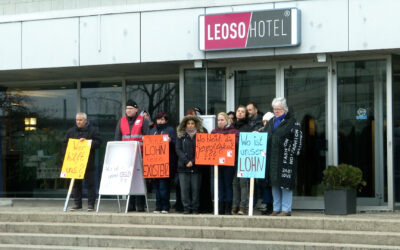 Hotelangestellte warten auf Lohn