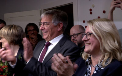 Gert-Uwe Mende bleibt Oberbürgermeister von Wiesbaden
