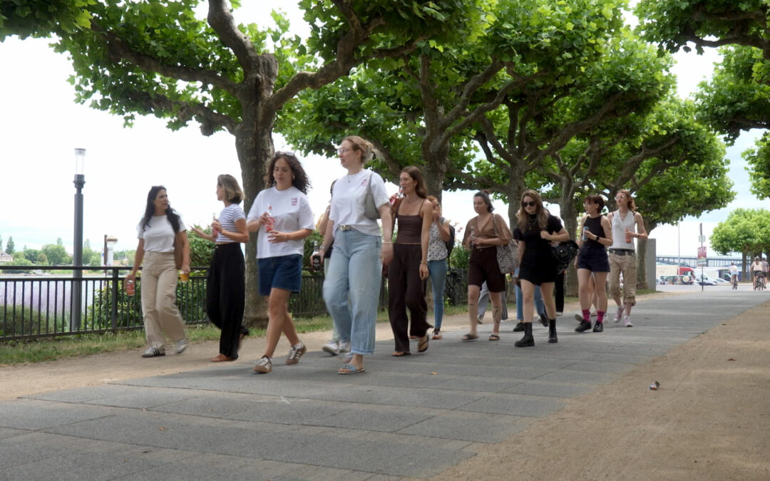 Girls Walking & Talking: Zwei Jahre Spaziergänge gegen Einsamkeit in Mainz